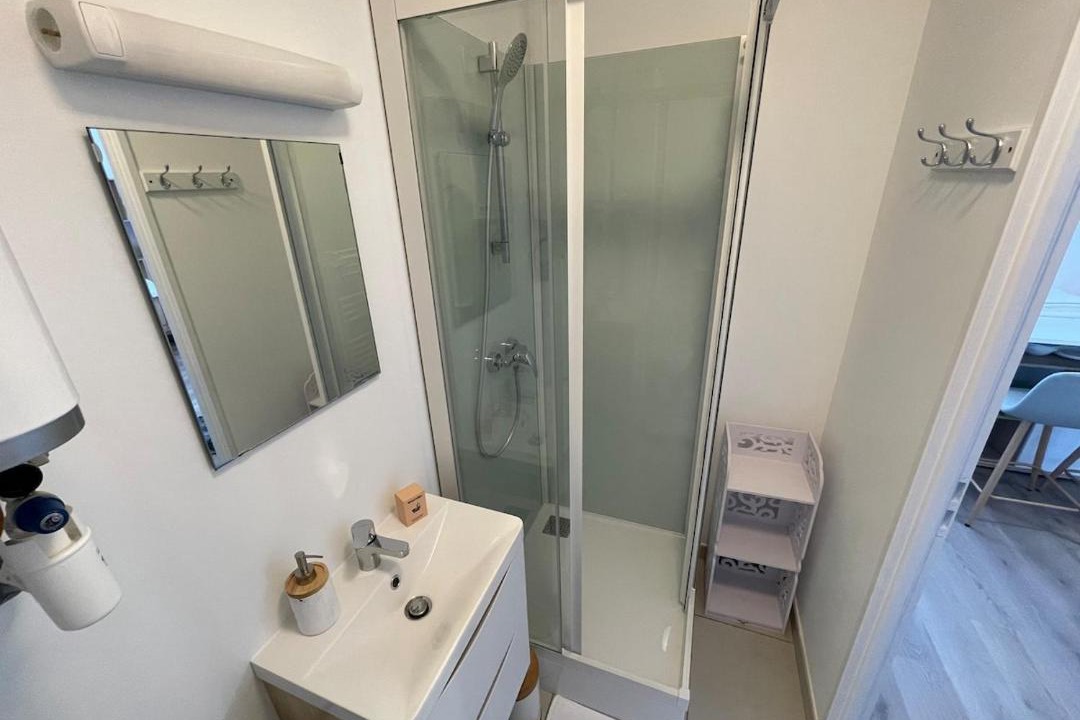 Photo of Bathroom in Beauvais