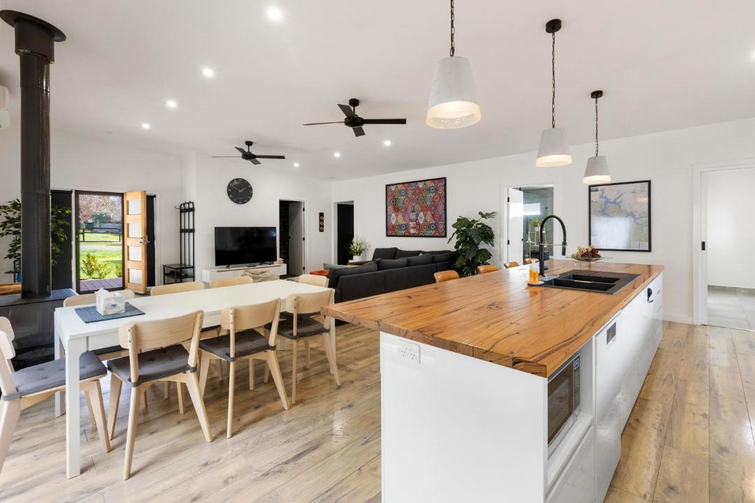 Photo of Others in Bonnie Doon