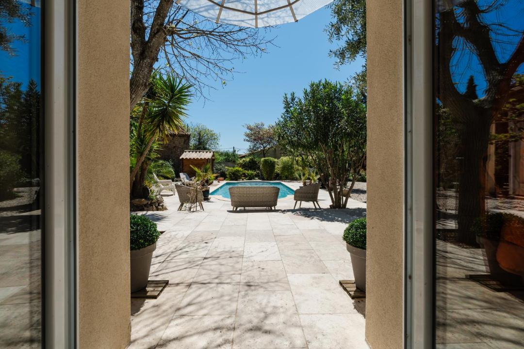 Photo of Others in Ornaisons