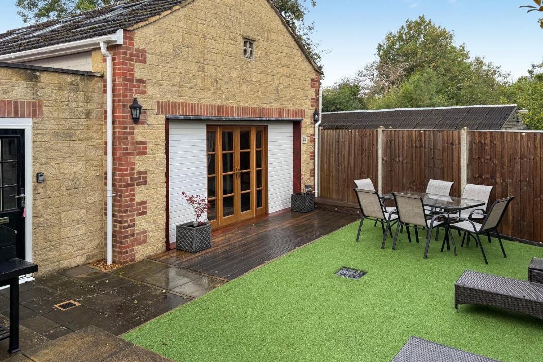 Photo of Others in Carterton