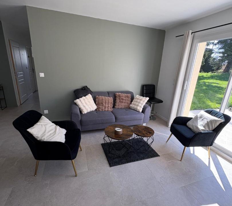 Photo of Others in Saint-Aubin