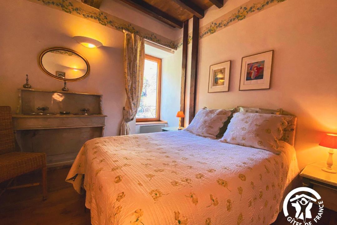 Photo of Bedroom in Tauriac-de-Naucelle