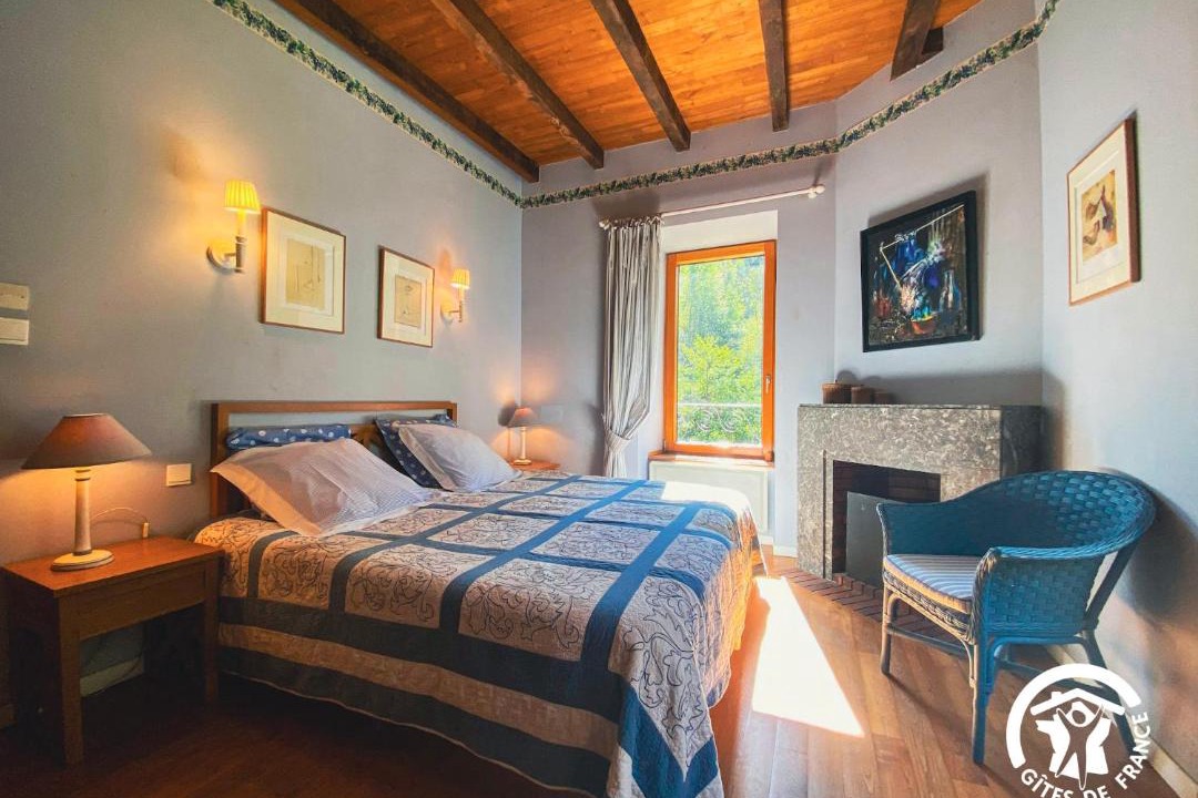 Photo of Bedroom in Tauriac-de-Naucelle