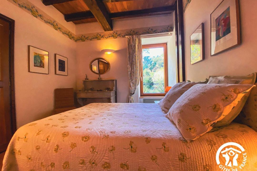 Photo of Bedroom in Tauriac-de-Naucelle