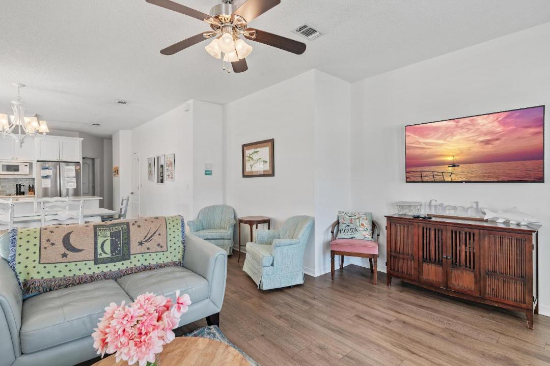 Photo of Others in Clipper Cove