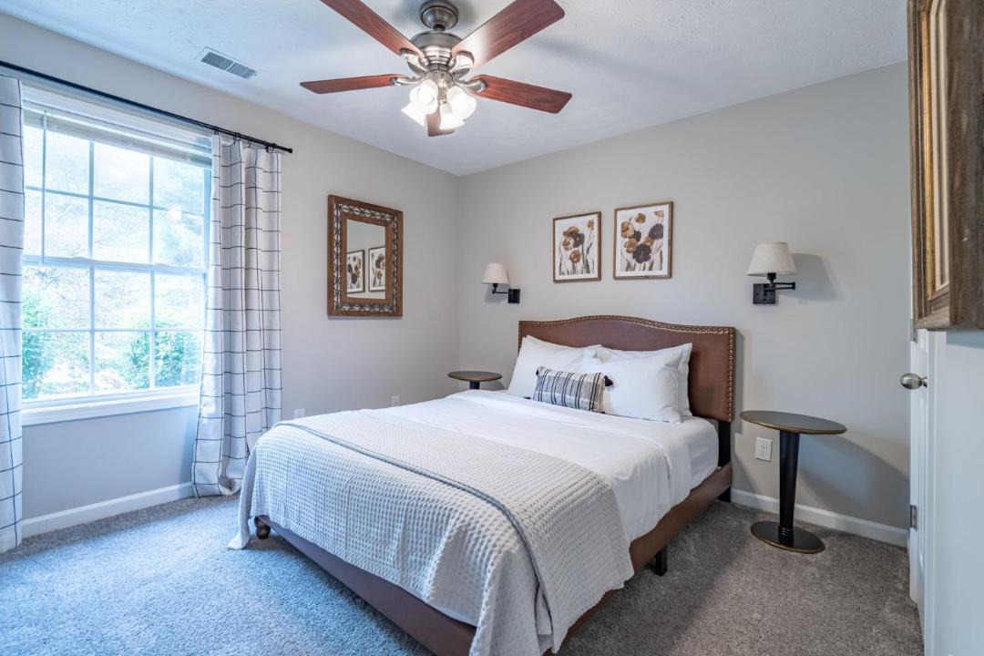 Photo of Bedroom in Silver Creek