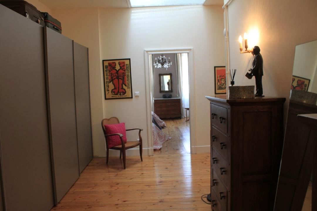 Photo of Others in Bram