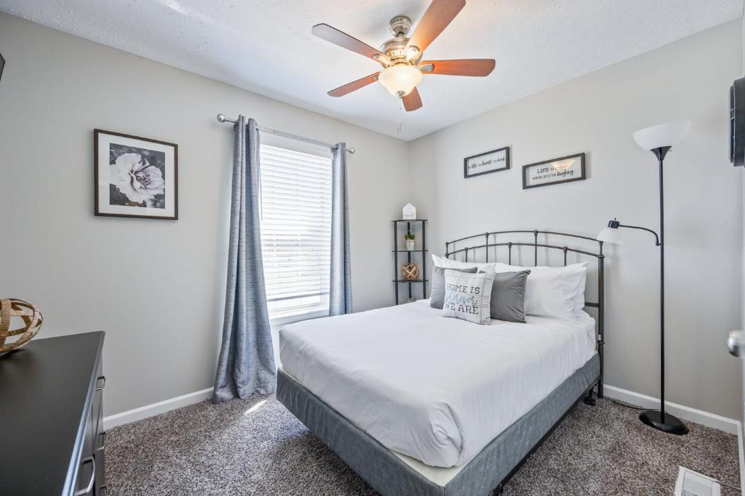 Photo of Bedroom in Adairsville
