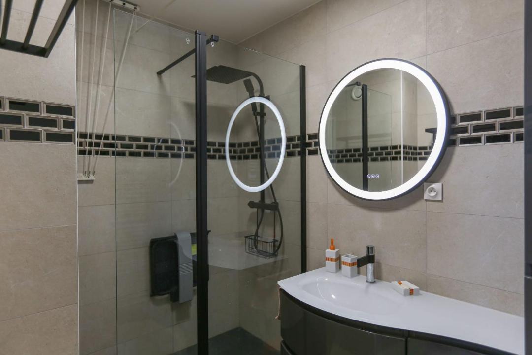 Photo of Bathroom in Le Pre-Saint-Gervais