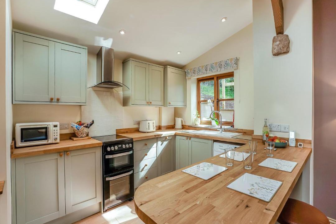 Photo of Others in Earlswood