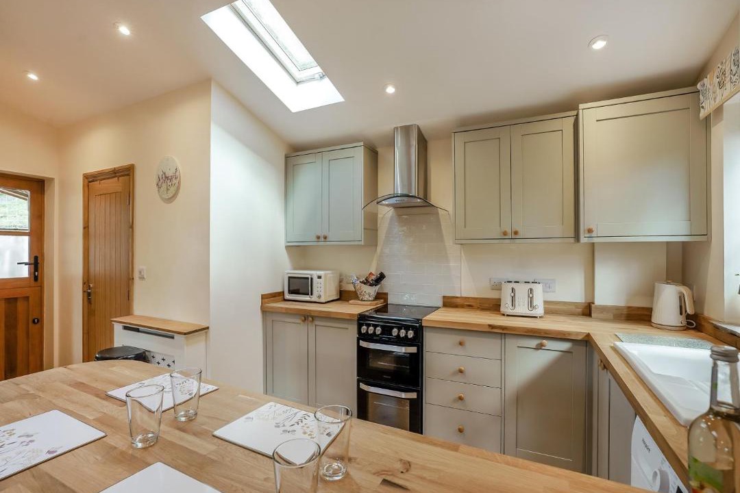 Photo of Others in Earlswood