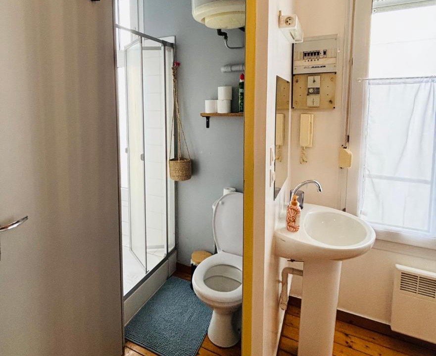 Photo of Bathroom in Liberation