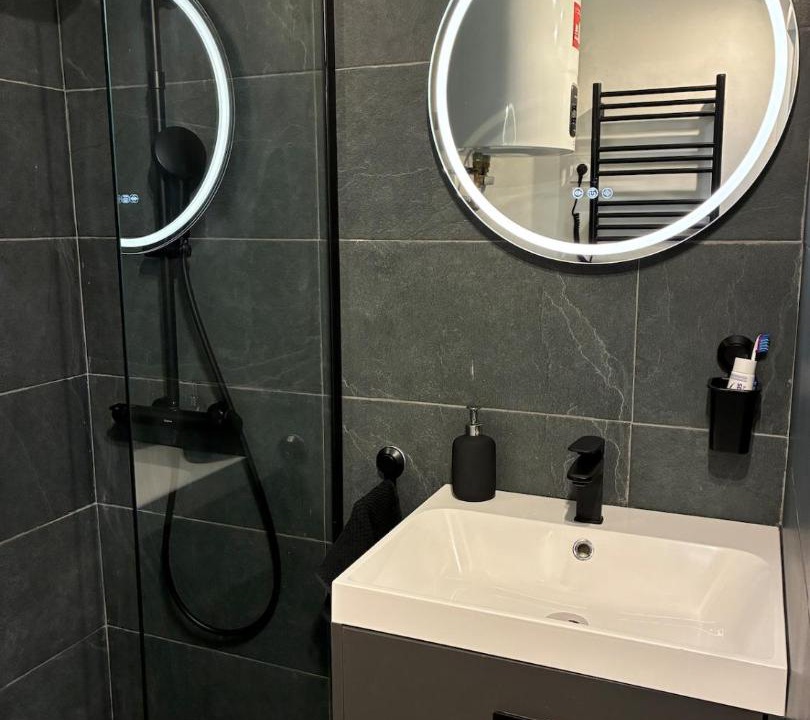 Photo of Bathroom in Pyrenees 2000