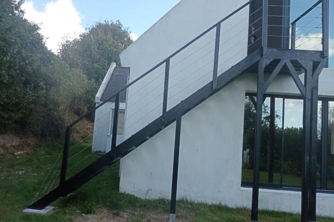 Photo of Others in Breles