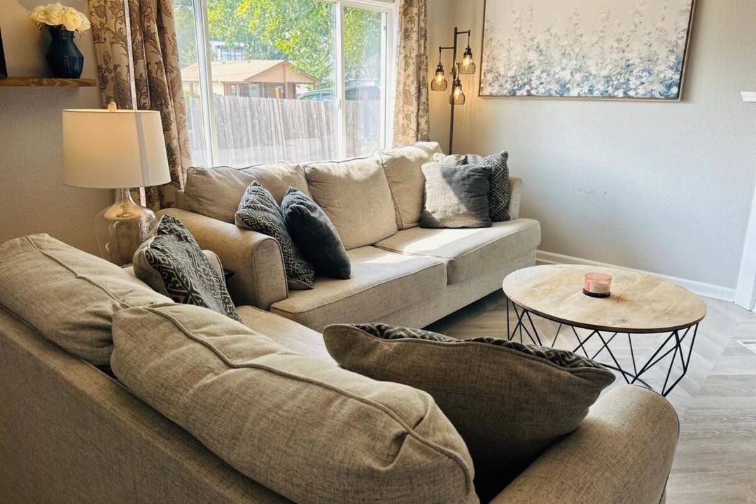 Photo of Livingroom in Sutherlin