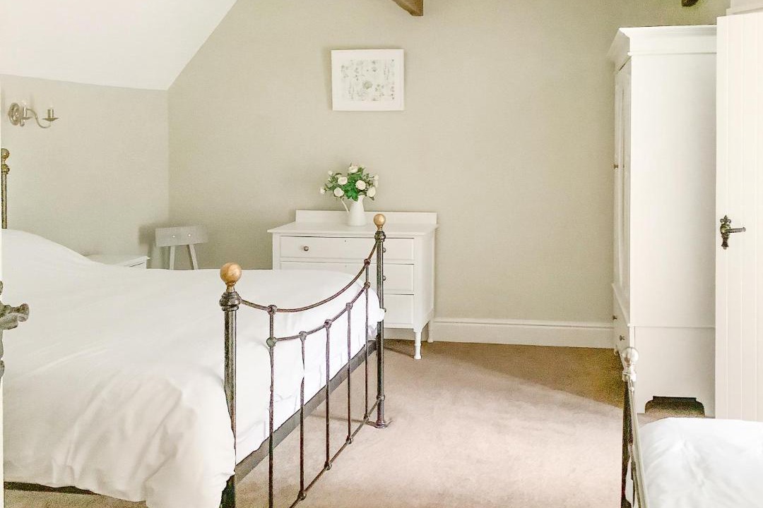 Photo of Bedroom in Hundall