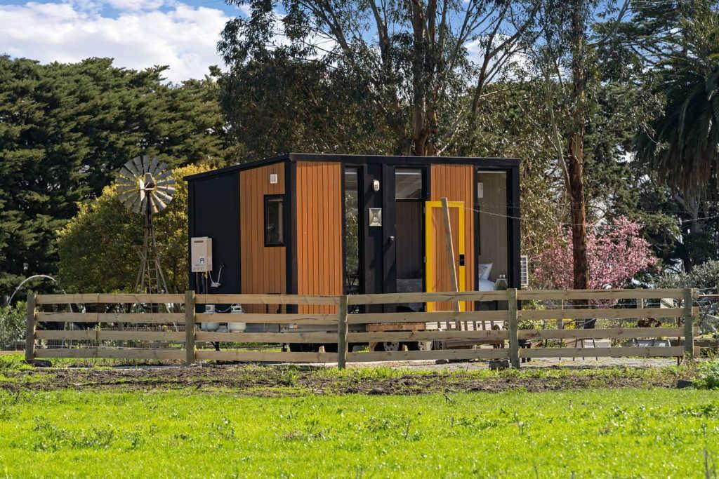 Photo of Others in Bookaar