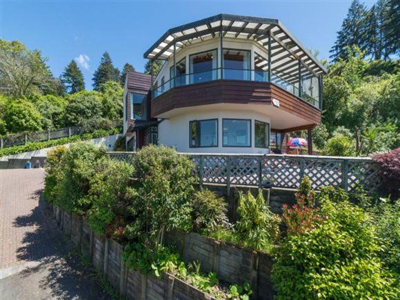 Photo of Others in Acacia Bay