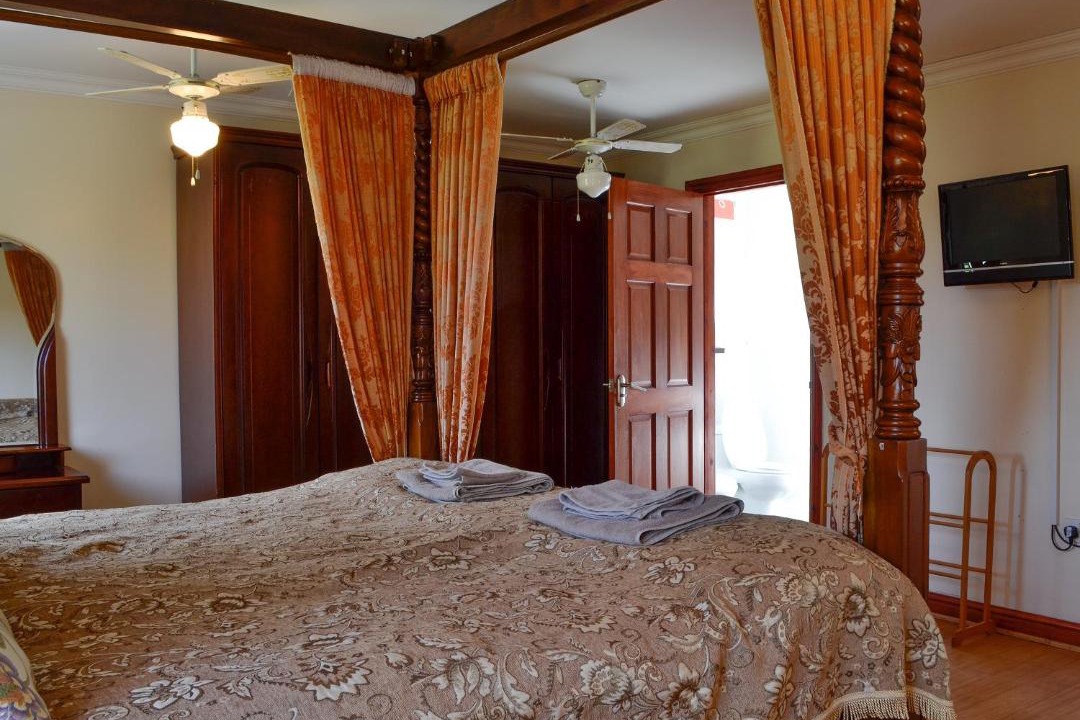 Photo of Others in Glanamman