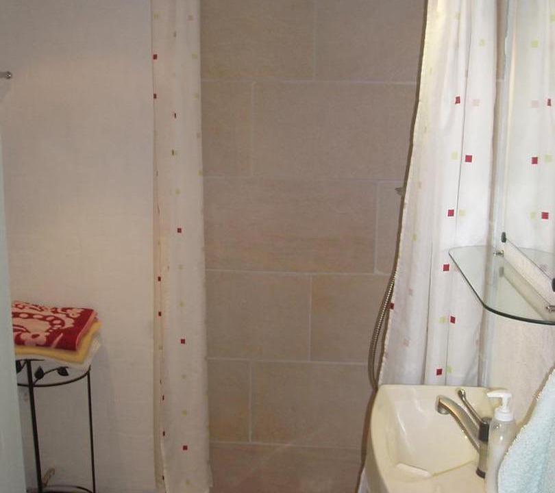 Photo of Bathroom in Glyngore