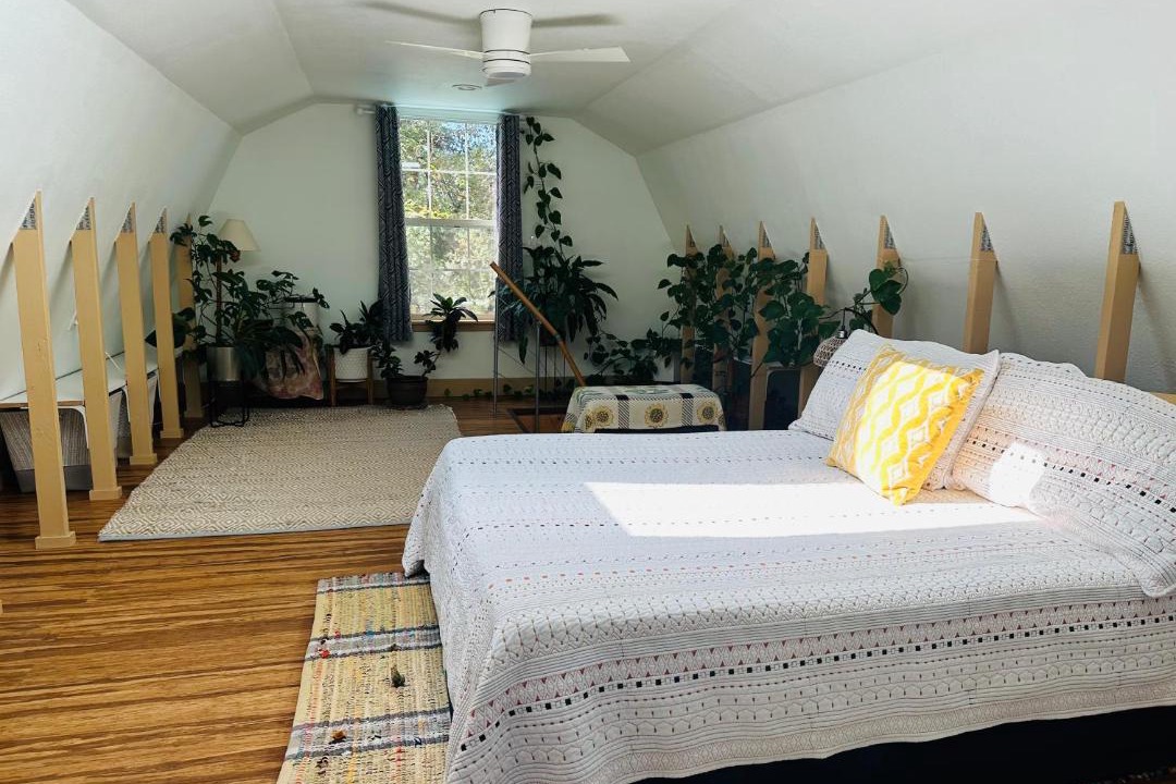 Photo of Bedroom in Iowa Hill