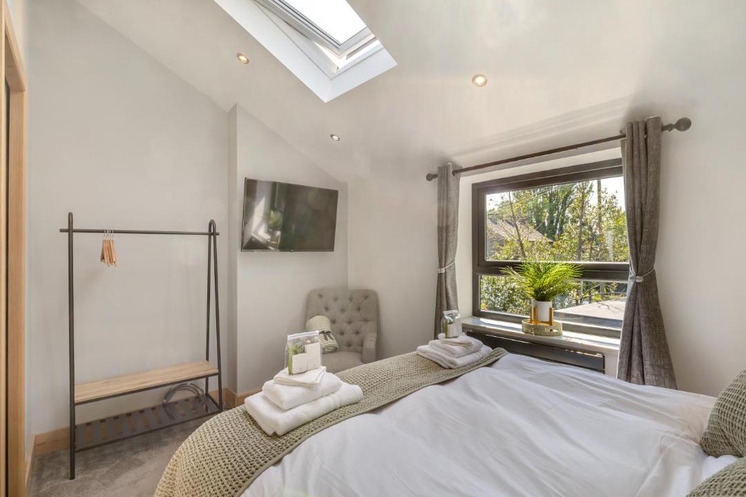 Photo of Others in Padfield