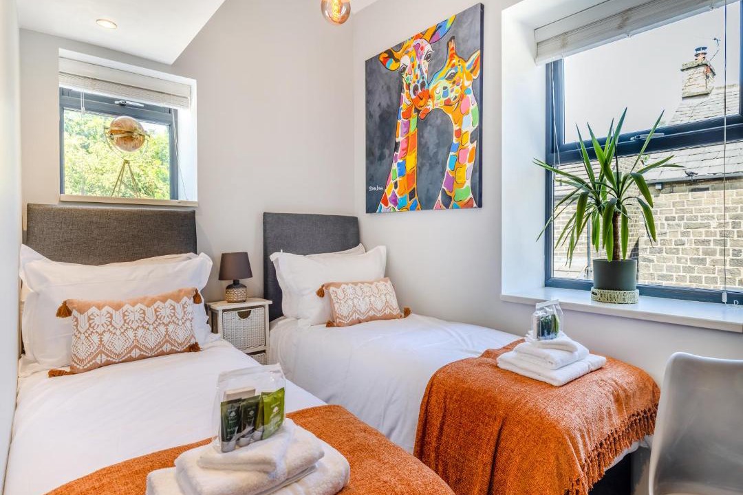 Photo of Others in Padfield