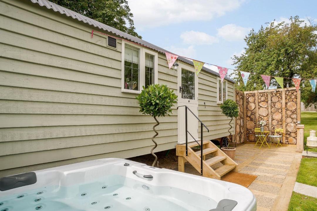 Photo of Others in Wistow