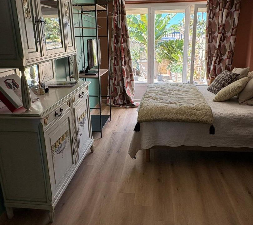 Photo of Others in Saint-Just