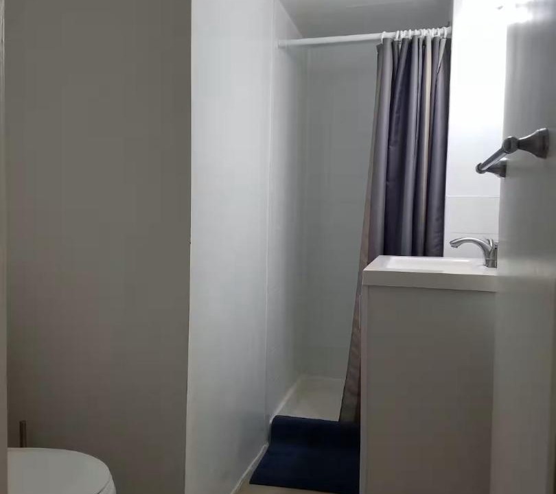 Photo of Others in Roslyn