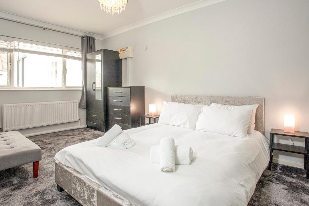 Photo of Others in Roundham