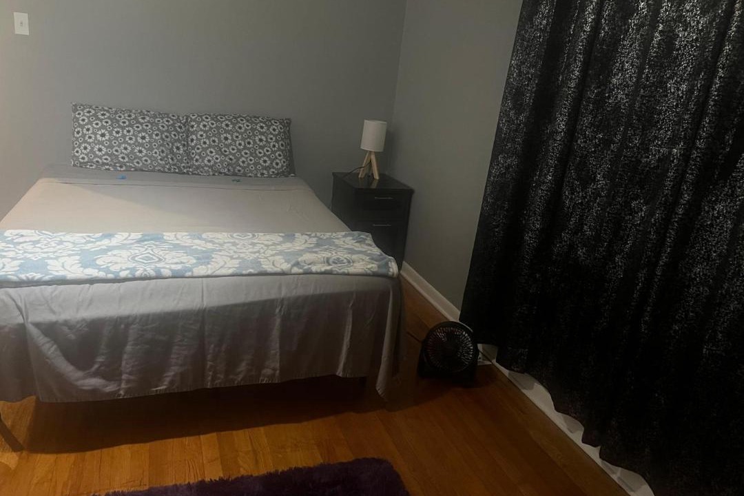 Photo of Bedroom in Greendale