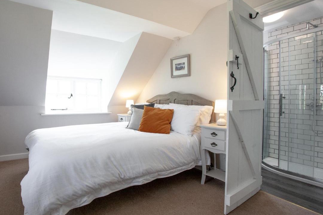 Photo of Others in Eleighwater