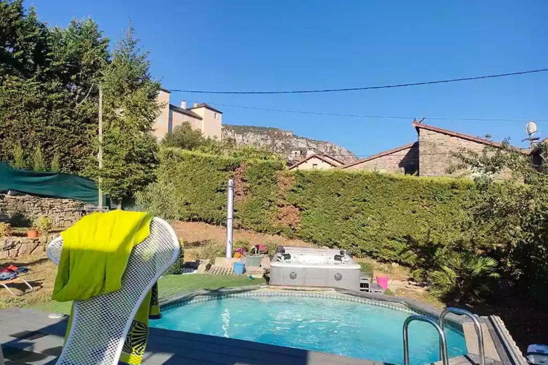 Photo of Others in Mostuejouls