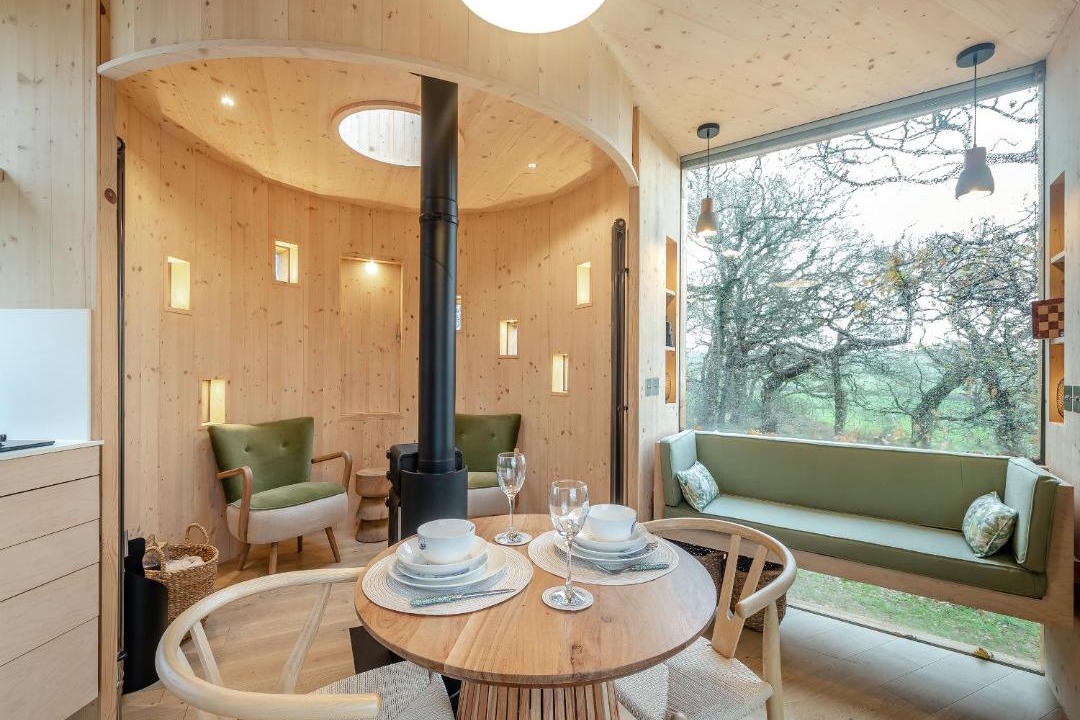 Photo of Others in Bankend