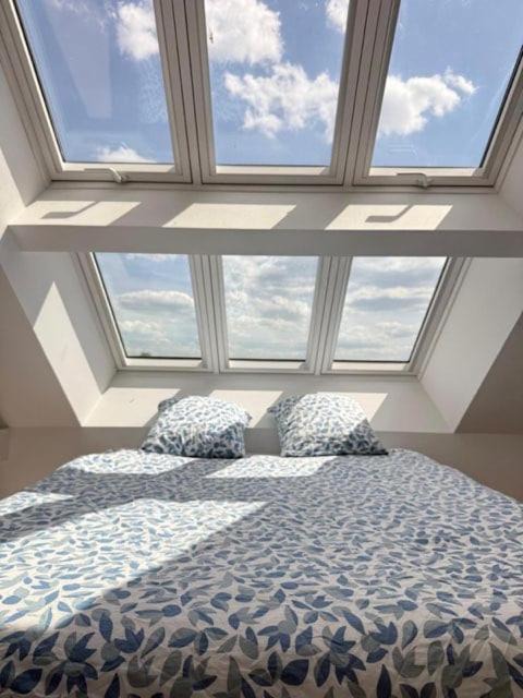 Photo of Bedroom in Margny-les-Compiegne