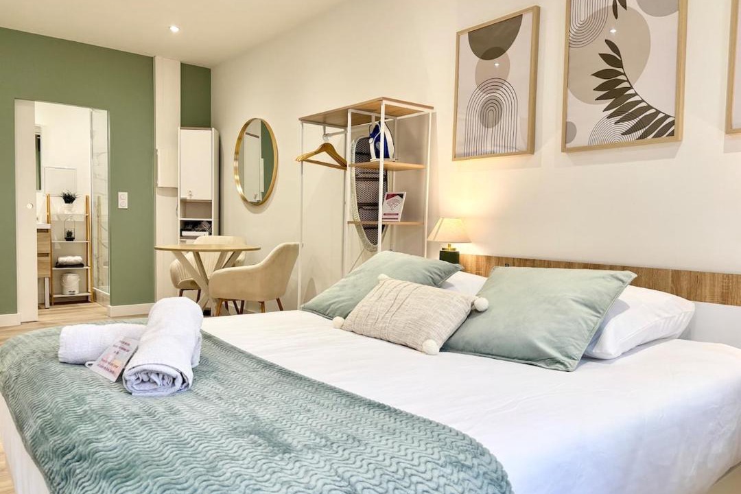 Photo of Bedroom in Faubourg Saint-Jacques