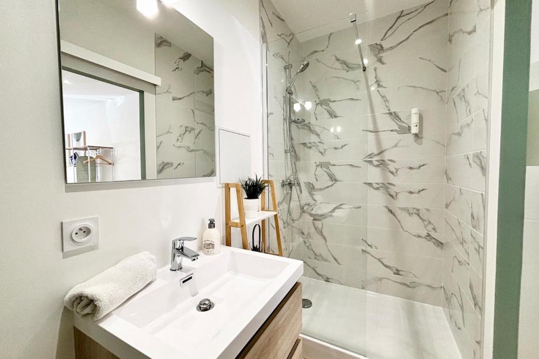 Photo of Bathroom in Faubourg Saint-Jacques