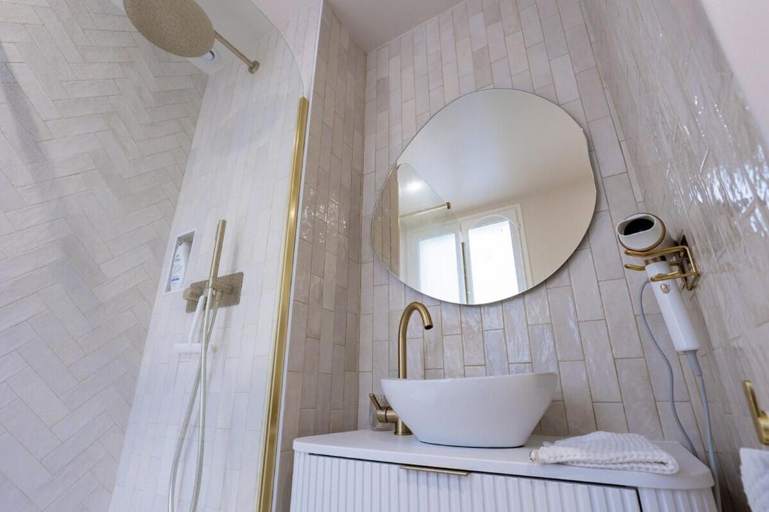 Photo of Bathroom in Paris City Center