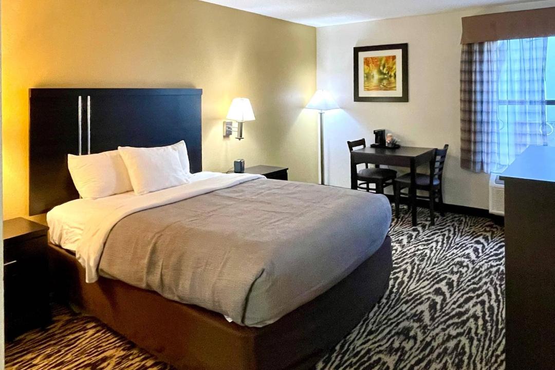 Photo of Bedroom in Clemmons