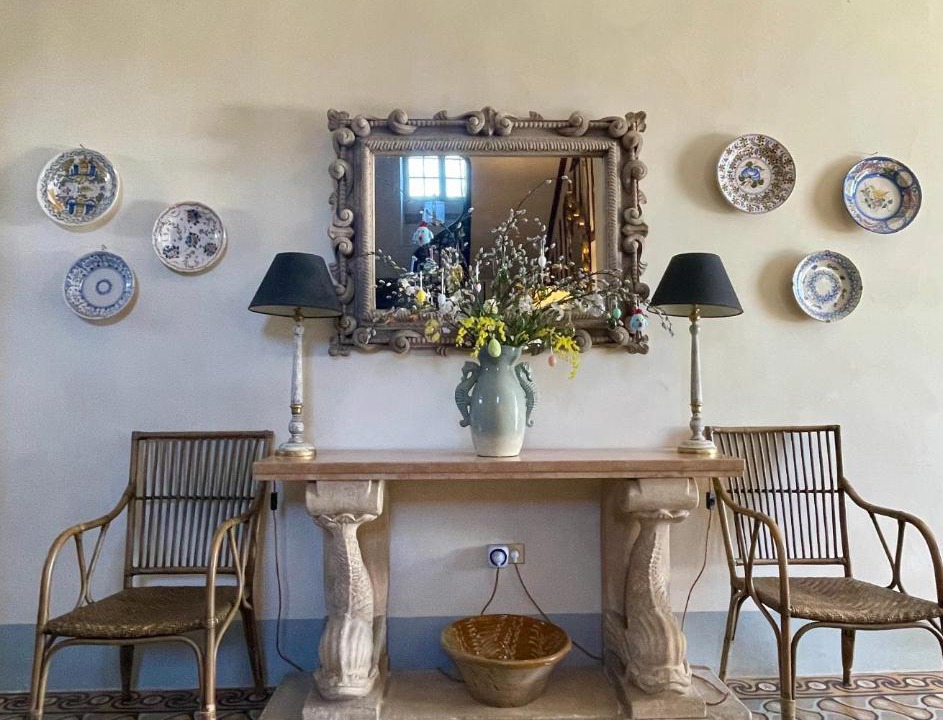 Photo of Others in Mielan