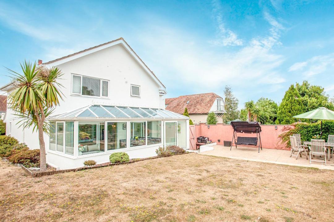 Photo of Others in Roundham