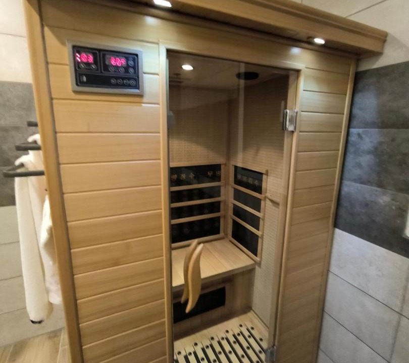 Photo of Bathroom in Cahon