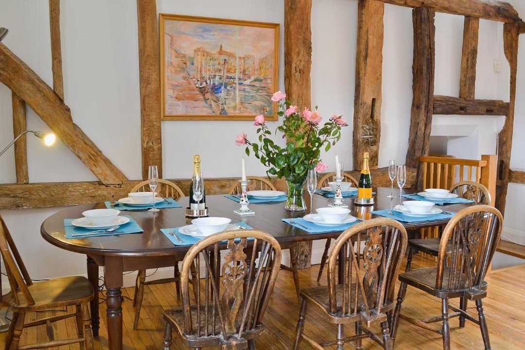 Photo of Others in Leigh