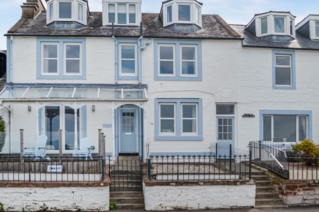 Photo of Others in Bankend