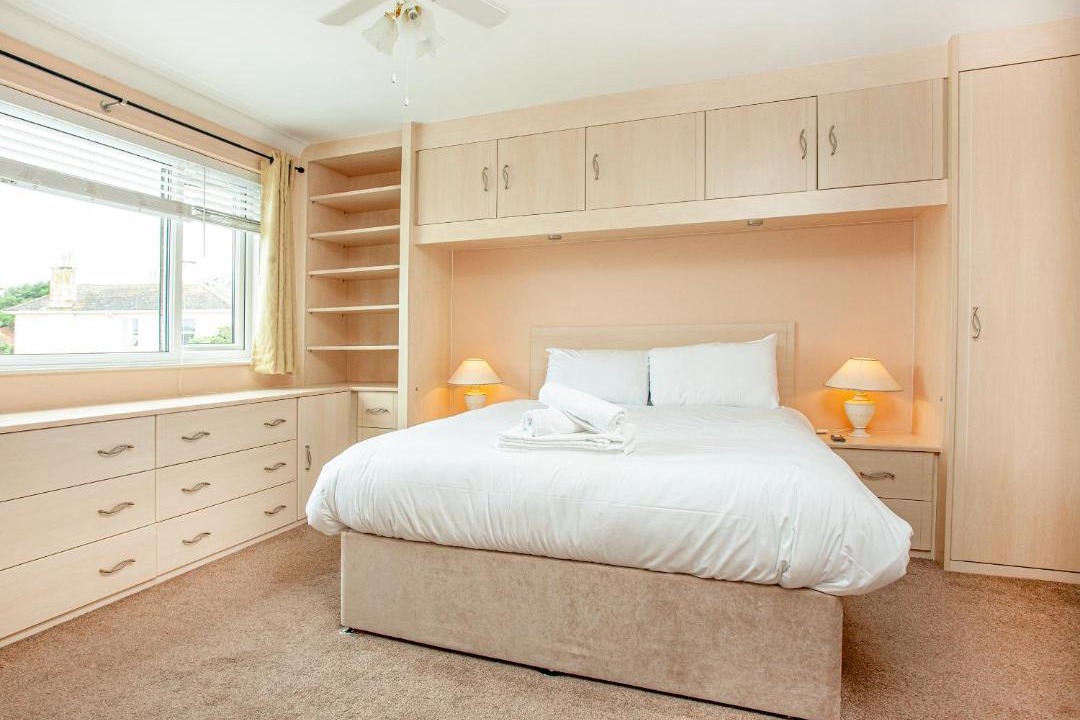 Photo of Others in Roundham