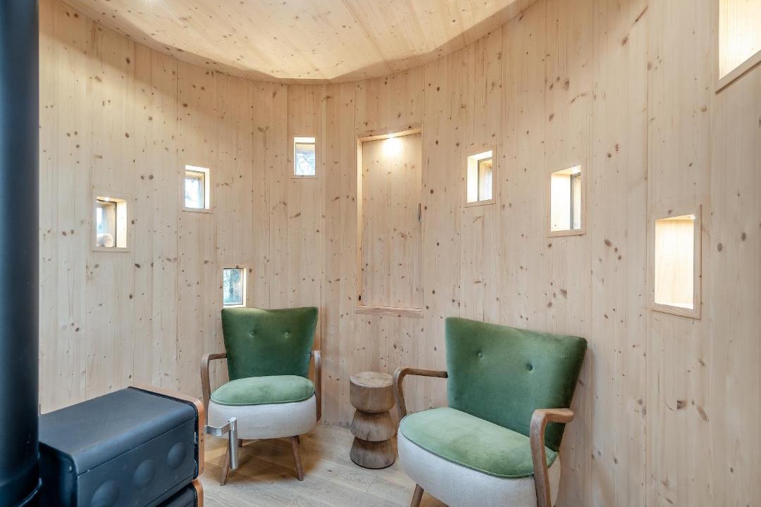 Photo of Others in Bankend