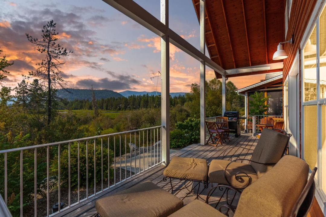 Photo of Patio Balcony in Dover Bay