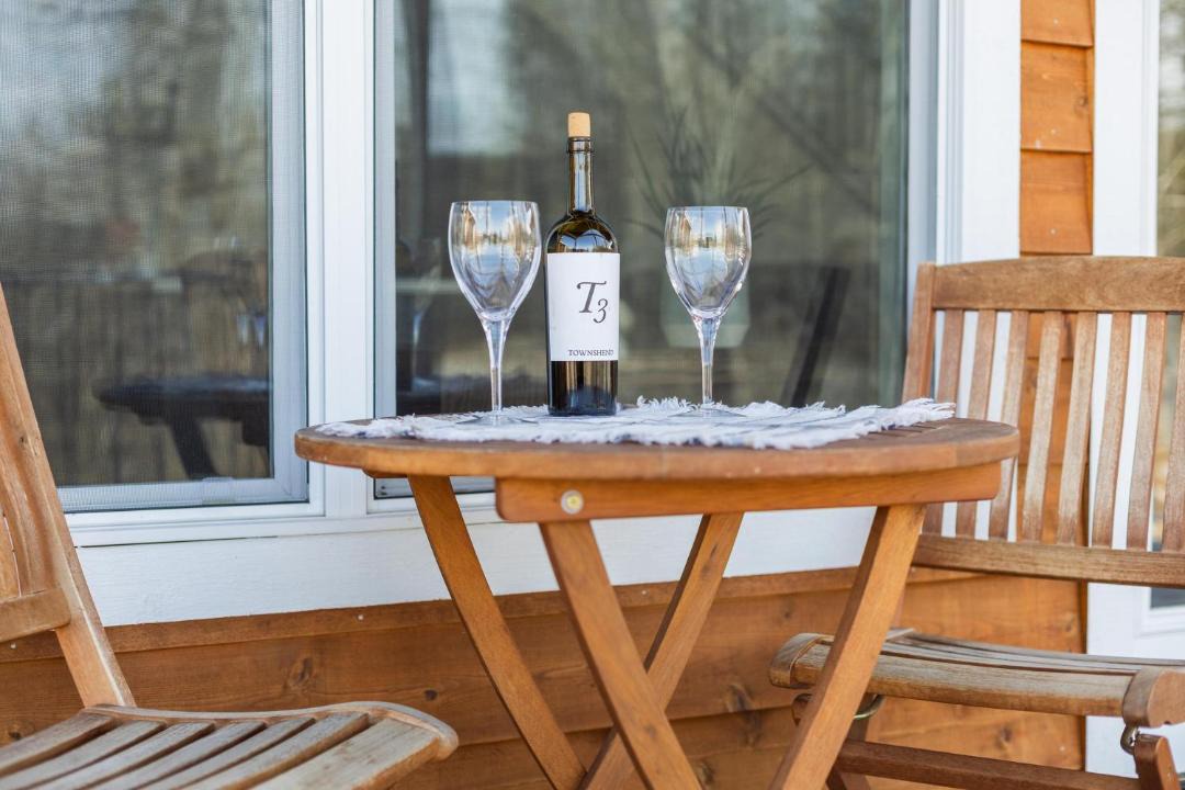 Photo of Patio Balcony in Dover Bay