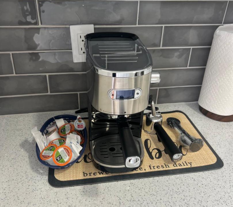 Photo of Kitchen in Aloha Gardens